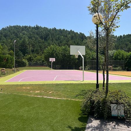 Camping Riera Merles Borredá Buitenkant foto